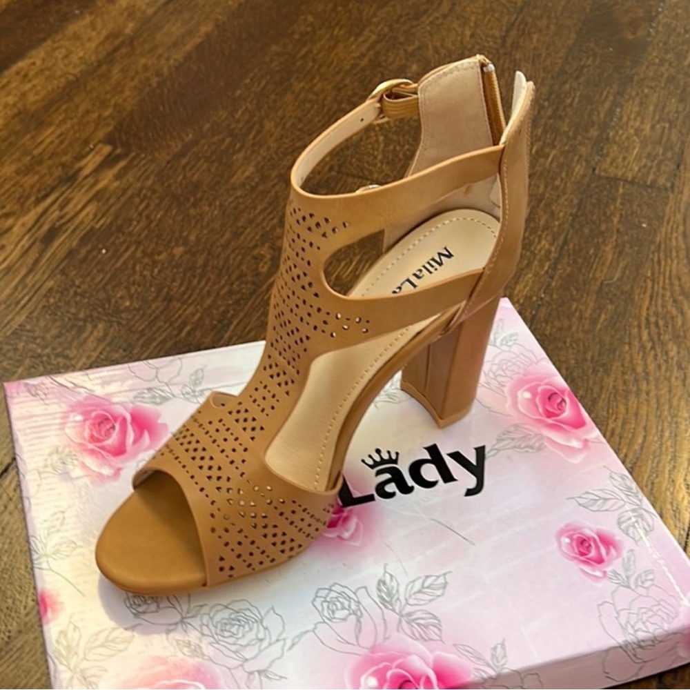 Sandals- New in box